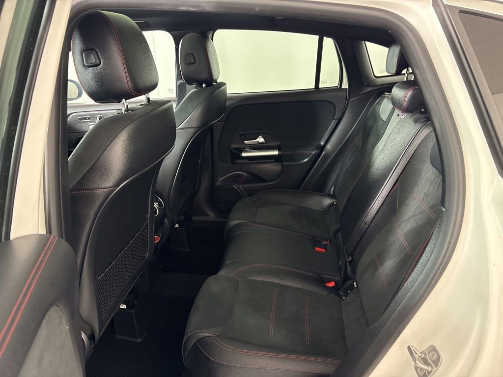 Used 2023 Mercedes-Benz GLA 250 4MATIC image 21