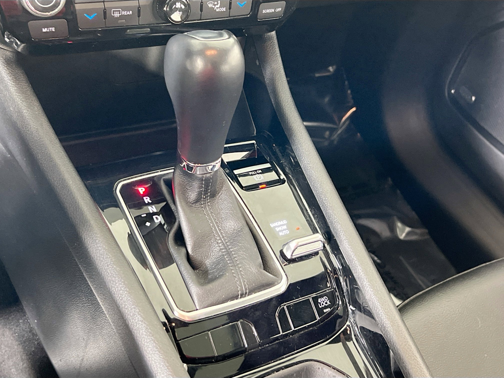 Used 2022 Jeep Compass Altitude w/ Sun and Sound Group image 16