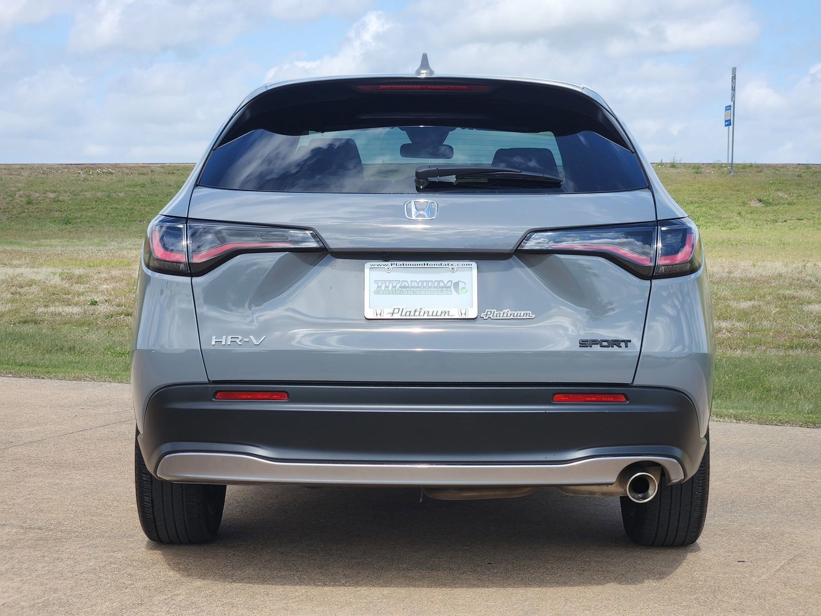 Used 2025 Honda HR-V Sport image 8