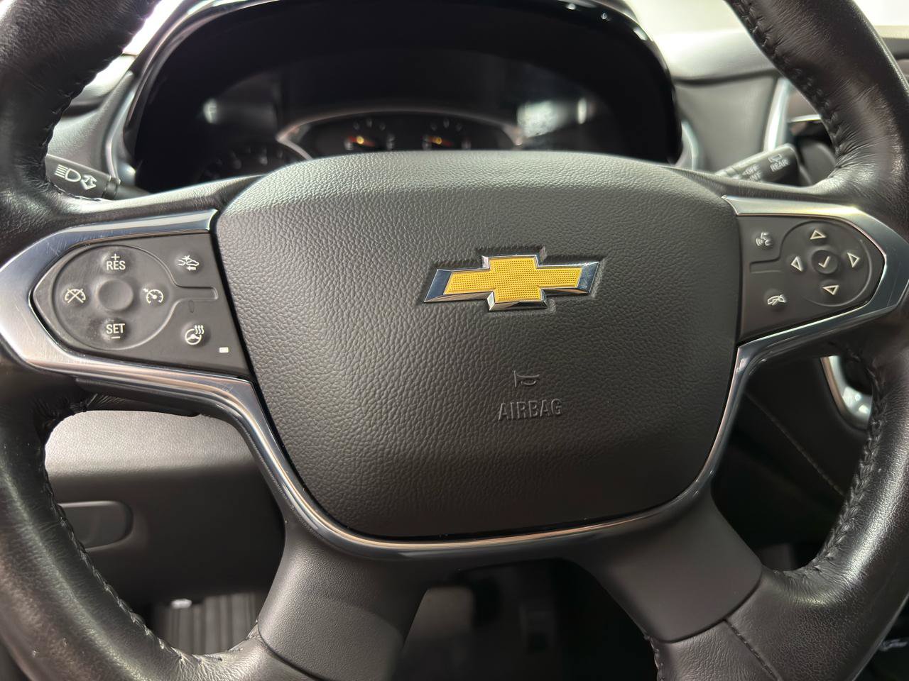 Used 2022 Chevrolet Traverse LT w/ LPO, Floor Liner Package AWD/4WD image 18