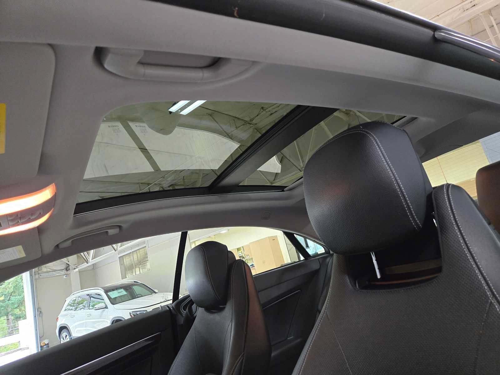 Used 2012 Mercedes-Benz E 550 Coupe image 18