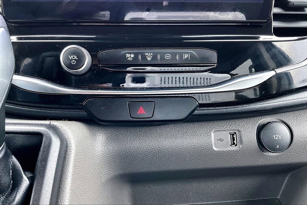 Certified 2024 Ford Transit 350 XLT image 31