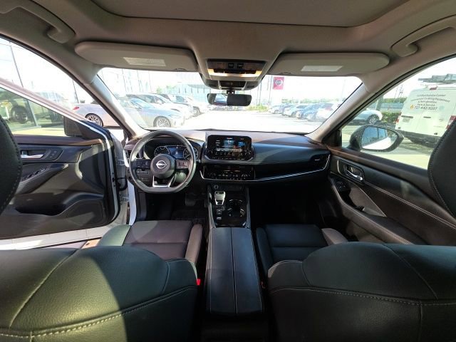 Used 2023 Nissan Rogue SL w/ SL Premium Package image 26