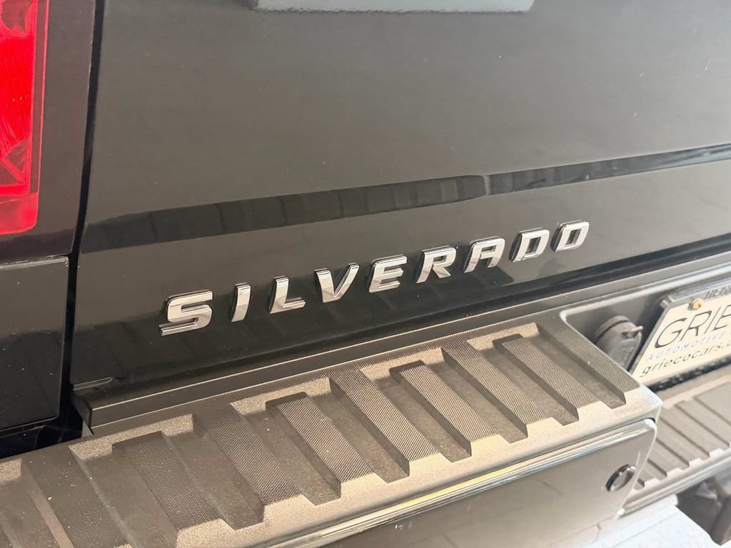 Used 2015 Chevrolet Silverado 1500 LT w/ Custom Sport Edition RWD image 12