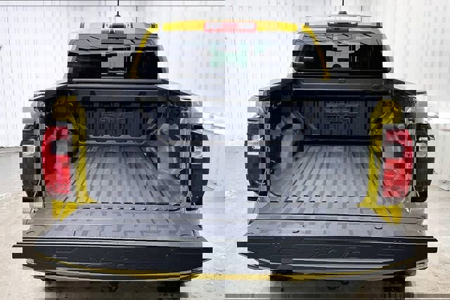 Used 2023 GMC Canyon Elevation w/ Elevation Premium Package image 33