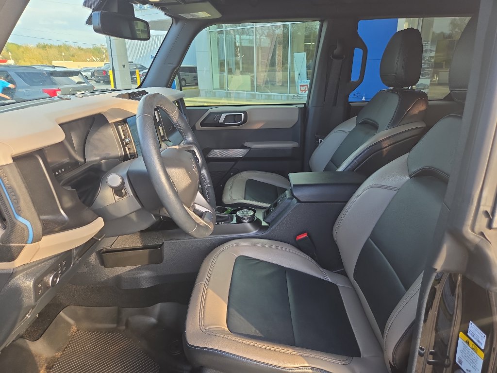 Used 2022 Ford Bronco Wildtrak image 8
