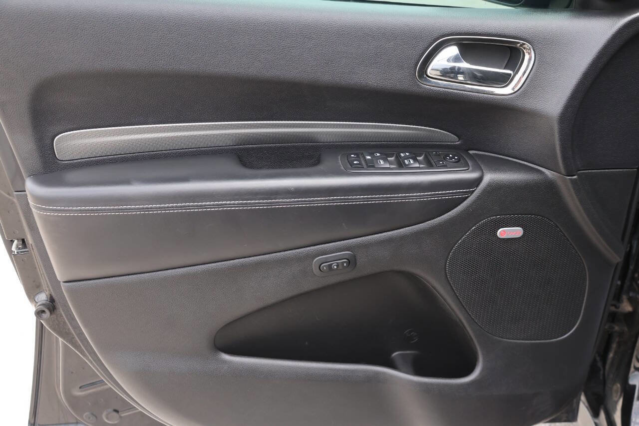 Used 2018 Dodge Durango SRT w/ Trailer Tow Group IV image 12