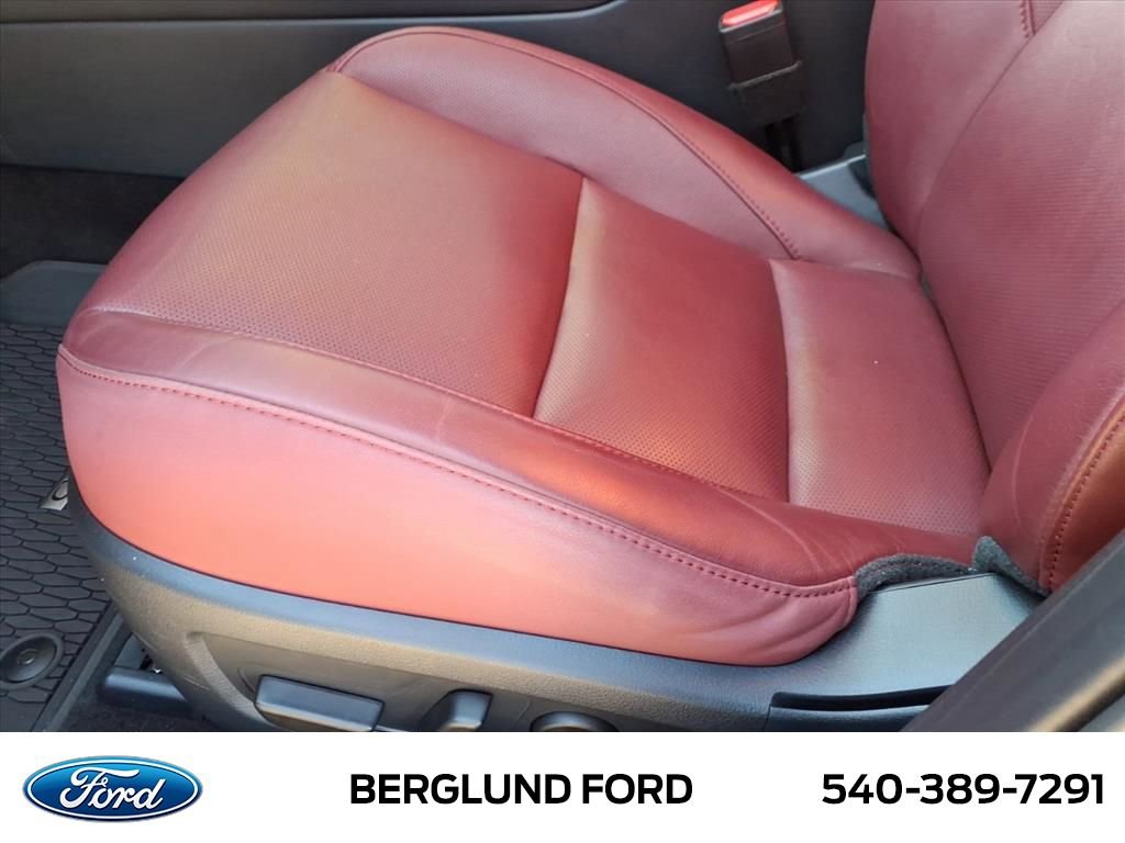 Used 2024 MAZDA CX-30 AWD 2.5 S w/ Preferred Package image 17