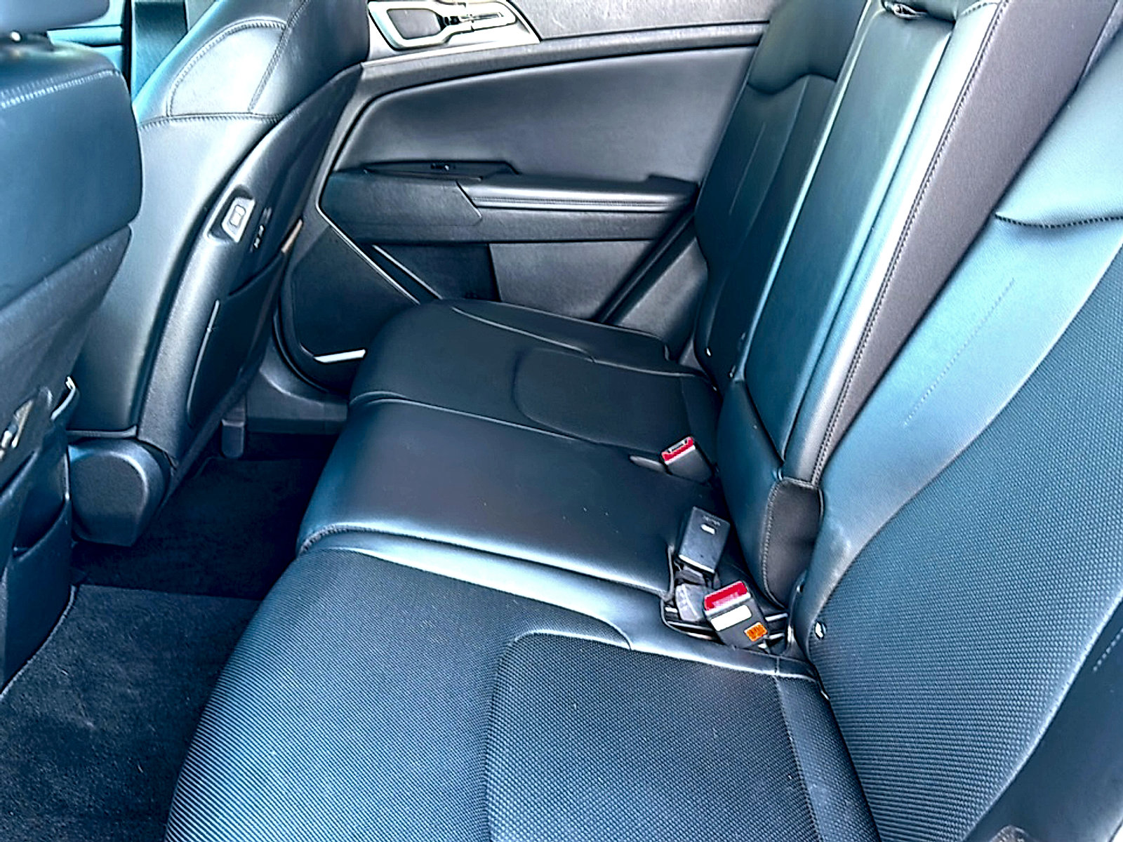 Used 2023 Kia Sportage EX image 18