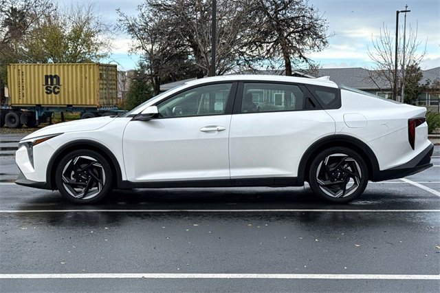 Certified 2025 Kia K4 EX image 9