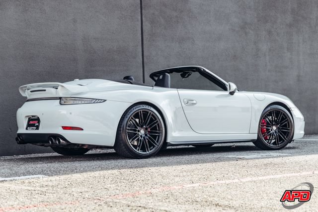 Used 2015 Porsche 911 Carrera 4S AWD/4WD image 3