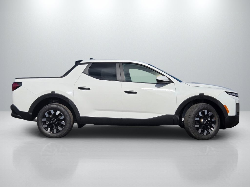 New 2027 Hyundai Santa Cruz SE FWD image 3