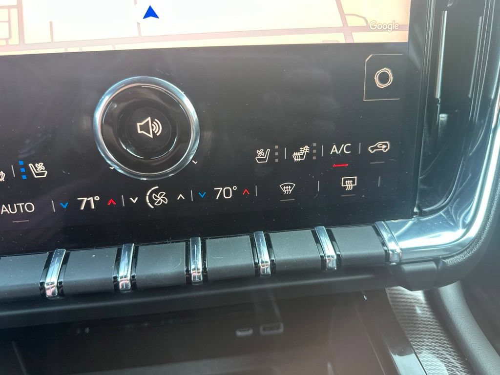 Used 2025 GMC Yukon XL Elevation w/ Technology Package AWD/4WD image 22