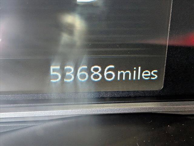 Used 2023 Nissan Versa SV FWD image 11