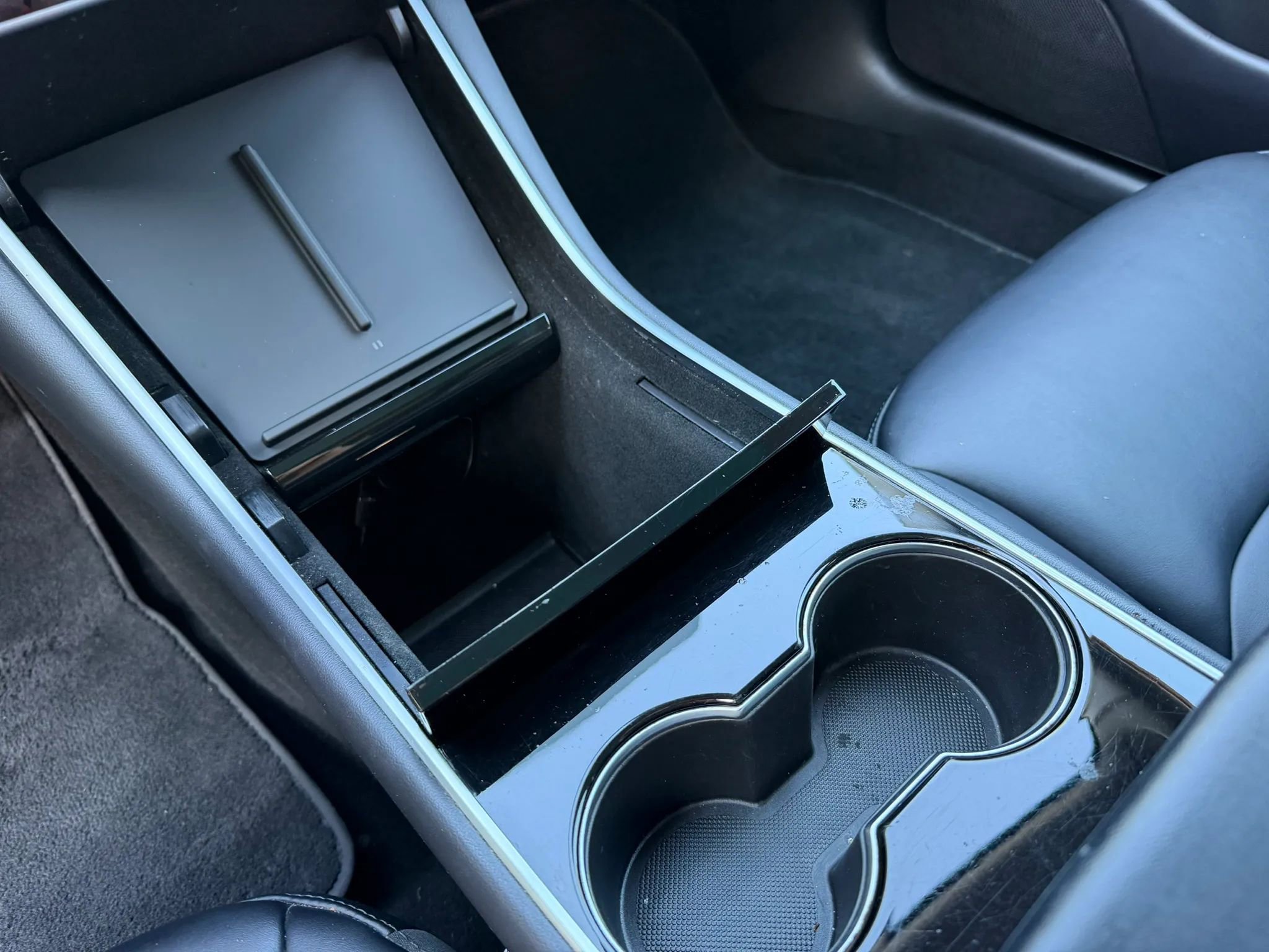 Used 2018 Tesla Model 3 Long Range RWD image 23