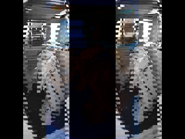 Used 2017 Ford Expedition Limited w/ Equipment Group 301A image 32