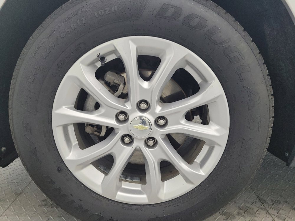 Used 2018 Chevrolet Equinox LS image 31