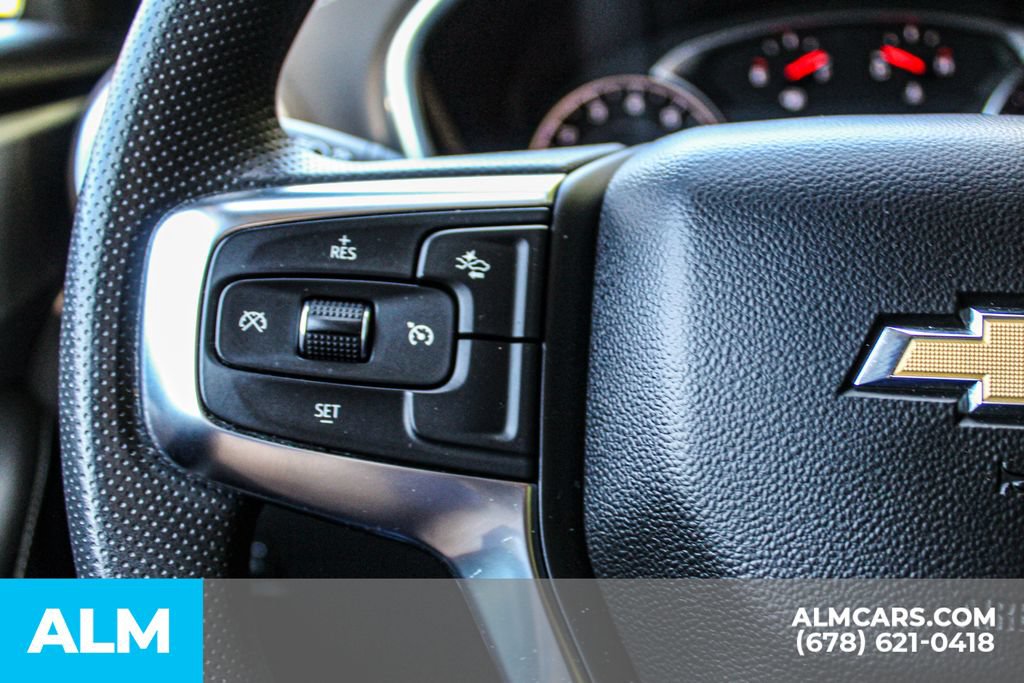 Used 2025 Chevrolet Blazer LT FWD image 27