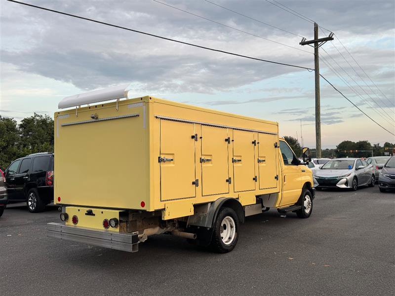 Used 2019 Ford E-450 and Econoline 450 Super Duty w/ Power Windows & Locks Group image 7