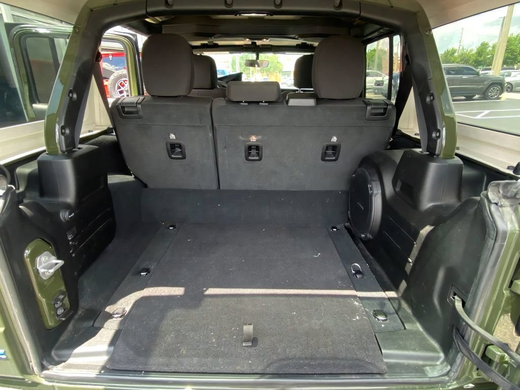 Used 2023 Jeep Wrangler Unlimited w/ 8.4" Radio Group AWD/4WD image 25