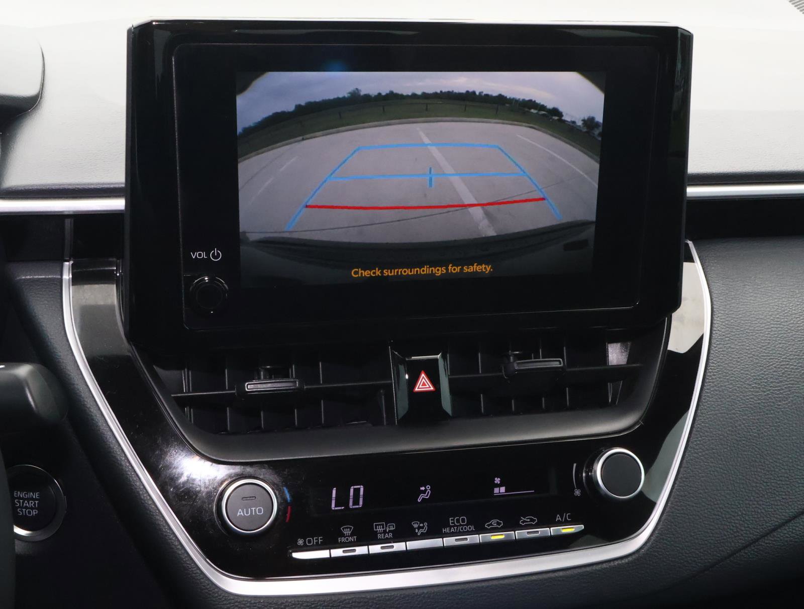 Used 2026 Toyota Corolla SE image 24