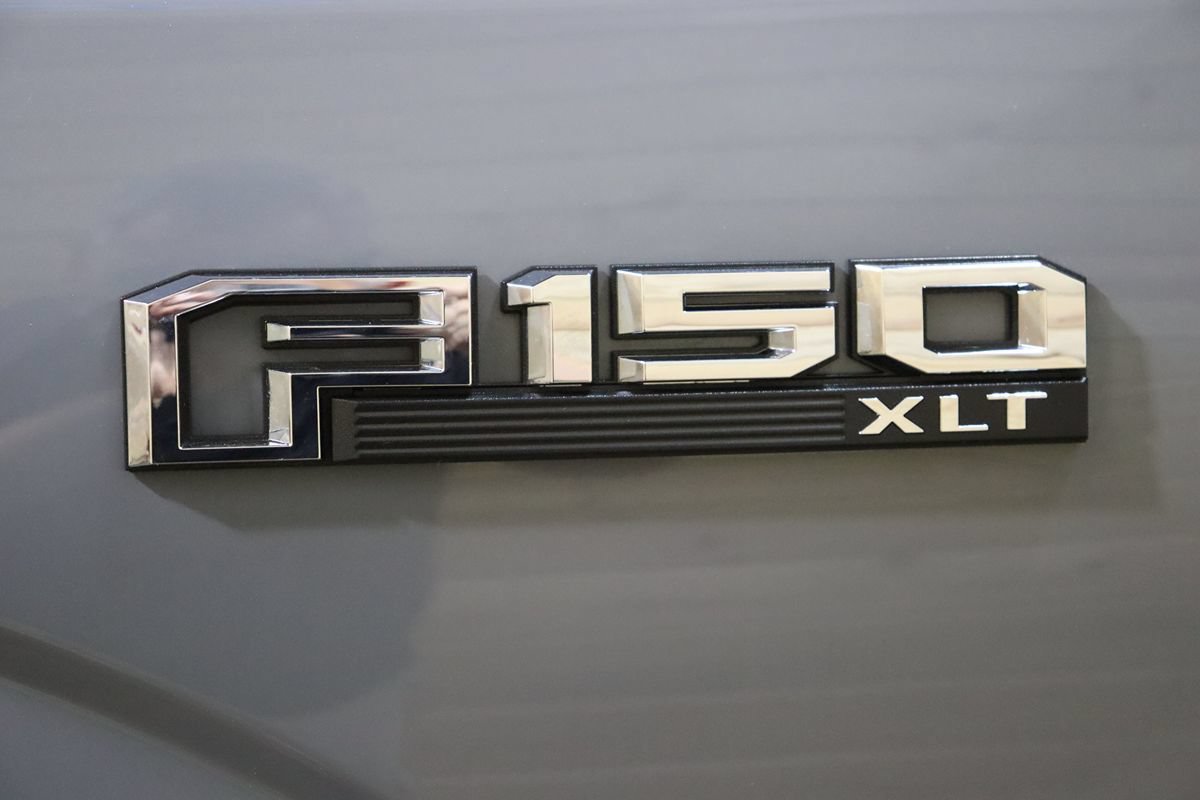 Used 2019 Ford F150 XLT w/ Equipment Group 302A Luxury AWD/4WD image 18