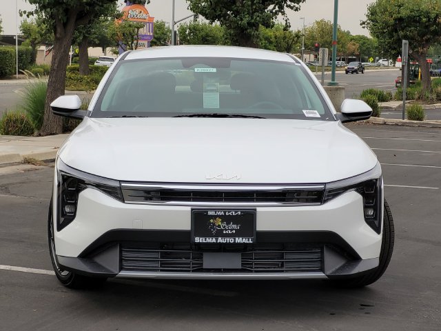 New 2026 Kia K4 EX FWD image 2