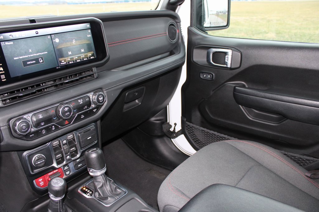 Used 2024 Jeep Wrangler Unlimited Rubicon image 16