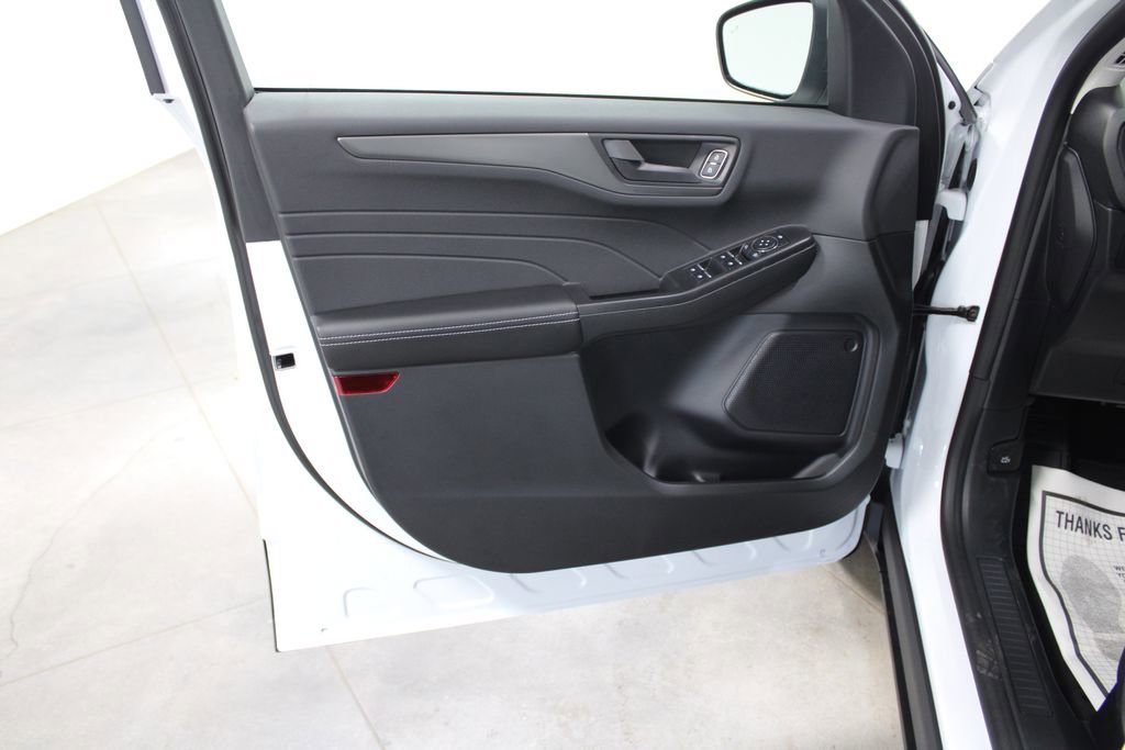 New 2026 Ford Escape Active FWD image 21