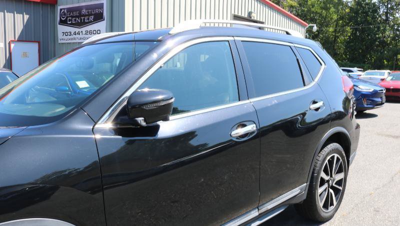 Used 2019 Nissan Rogue SL w/ Premium Package AWD/4WD image 4