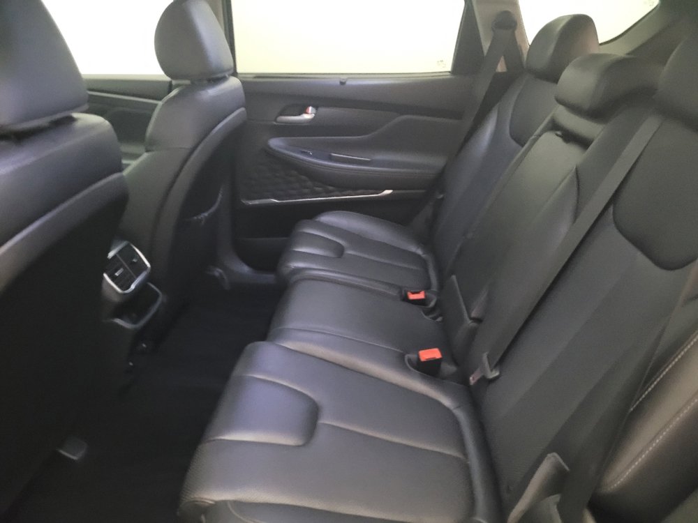 Used 2020 Hyundai Santa Fe SEL w/ Convenience + Premium Package image 18