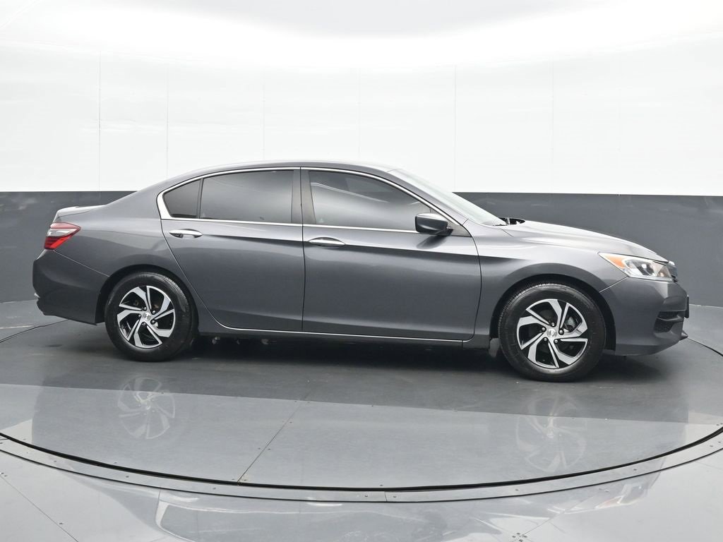 Used 2017 Honda Accord LX image 2