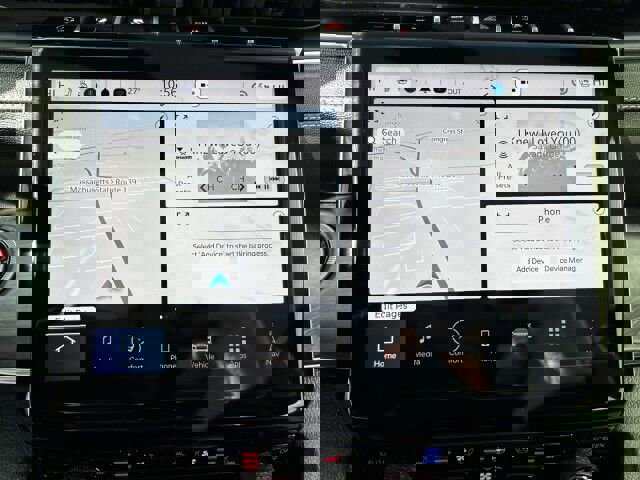 Used 2025 Jeep Grand Cherokee L Overland w/ Advanced Protech Group III image 28