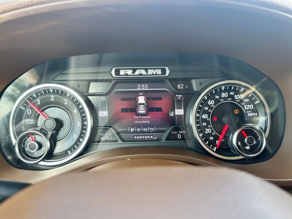 Used 2019 RAM 1500 Laramie AWD/4WD image 19
