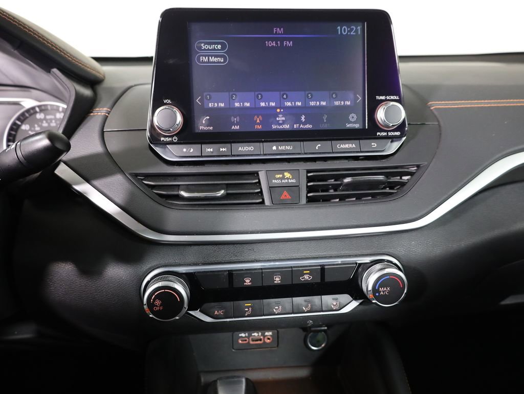 Used 2021 Nissan Altima 2.5 SR AWD/4WD image 16