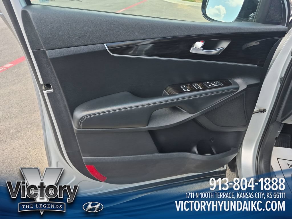 Used 2019 Kia Sorento L FWD image 10