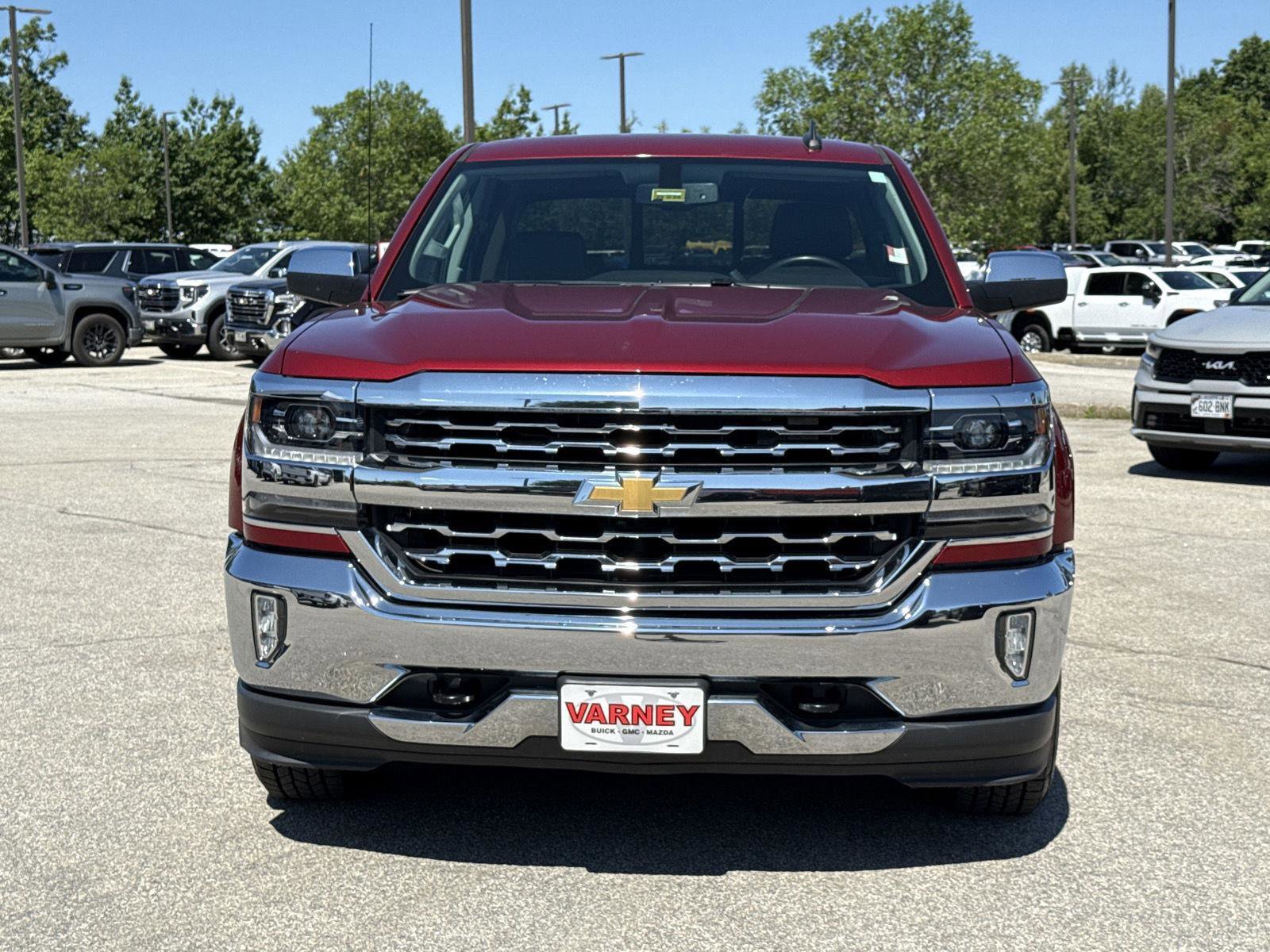 Used 2018 Chevrolet Silverado 1500 LTZ image 2