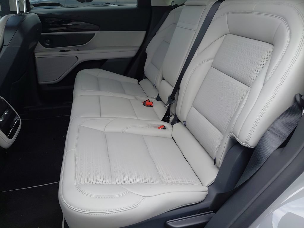New 2026 Lincoln Nautilus Reserve w/ Jet Appearance Package AWD/4WD image 50