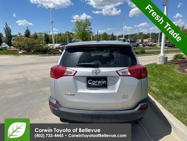 Used 2014 Toyota RAV4 XLE AWD/4WD image 5