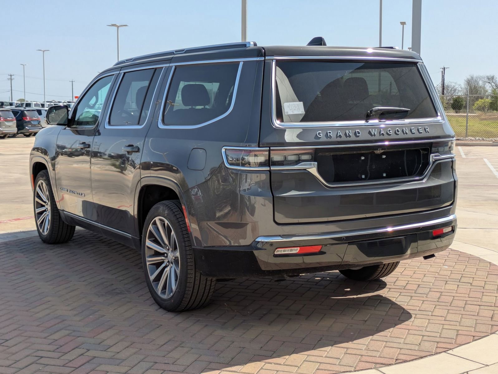 New 2024 Jeep Grand Wagoneer Series I image 5