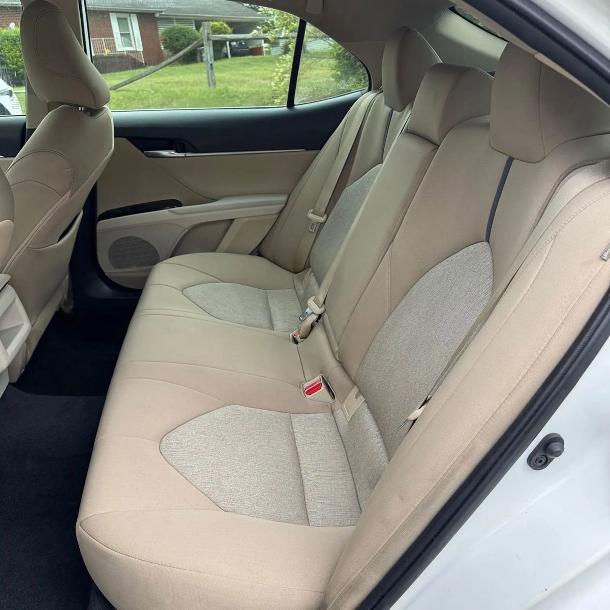 Used 2022 Toyota Camry LE FWD image 17
