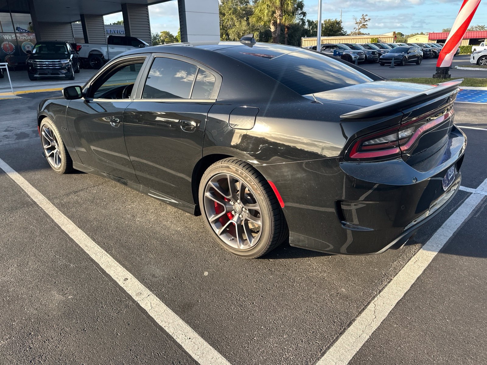 Used 2023 Dodge Charger R/T w/ Plus Group RWD image 5