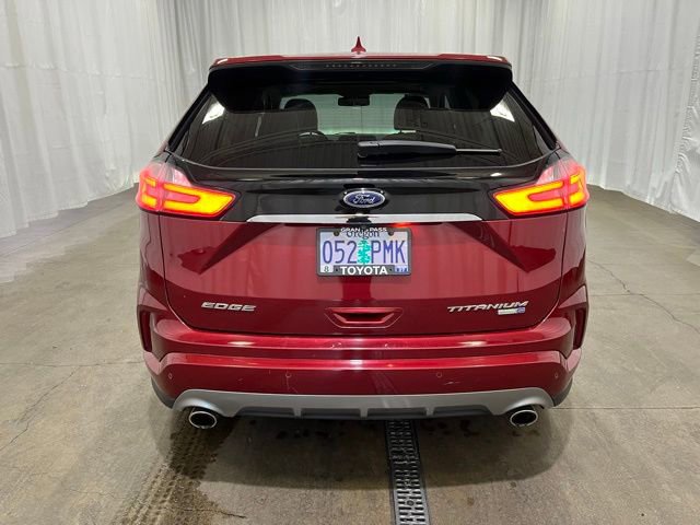 Used 2019 Ford Edge Titanium w/ Equipment Group 301A image 5