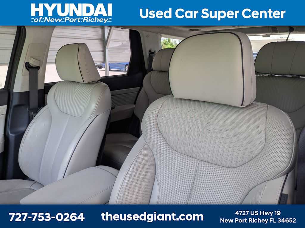 Used 2023 Hyundai Palisade Calligraphy FWD image 7