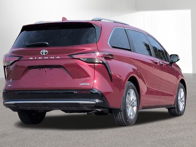 Certified 2026 Toyota Sienna Limited image 5