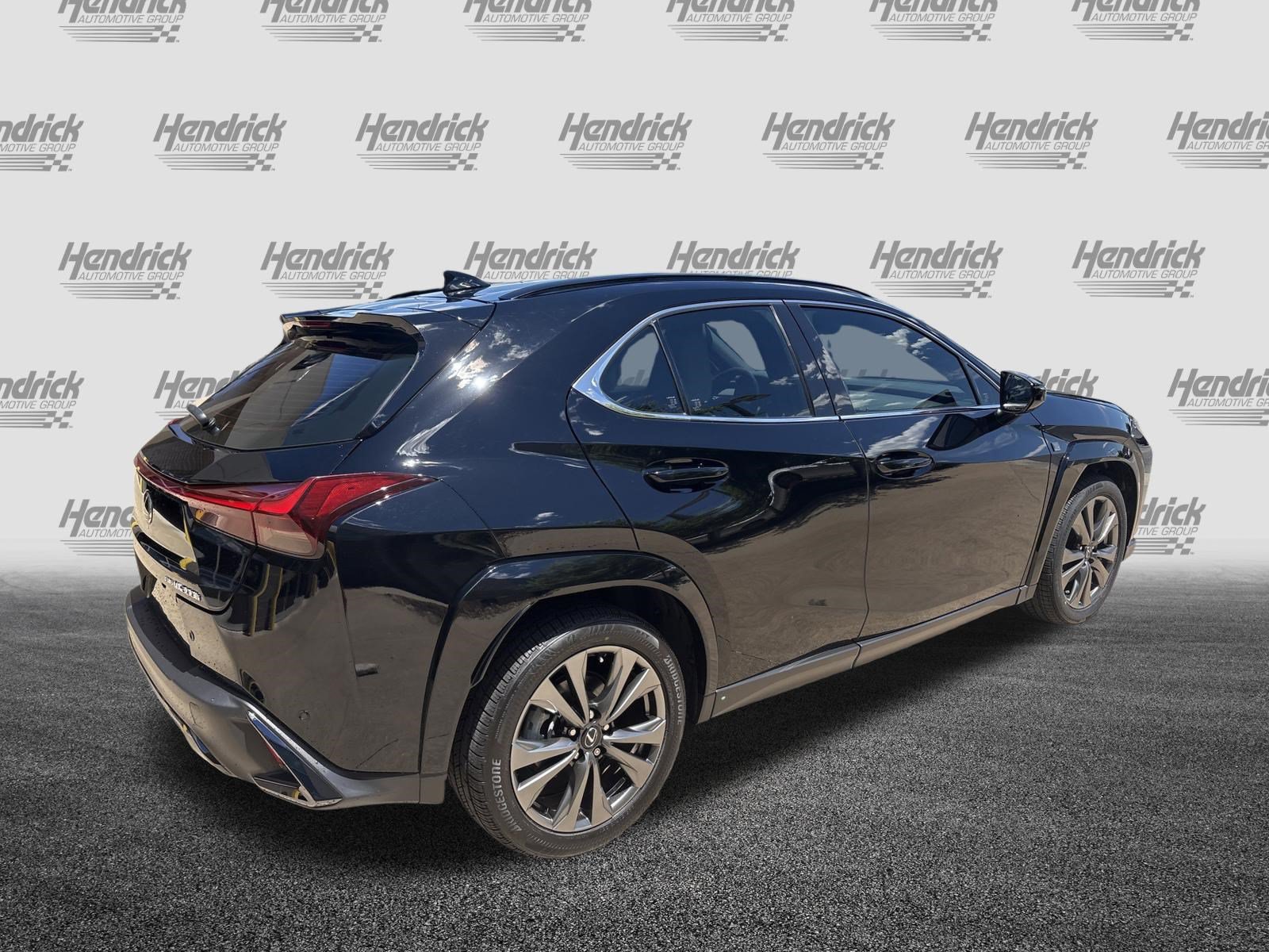 Used 2025 Lexus UX 300h AWD w/ Accessory Package (Z1) image 10