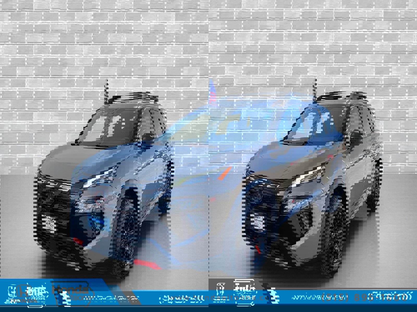 Used 2025 Nissan Rogue SV image 1