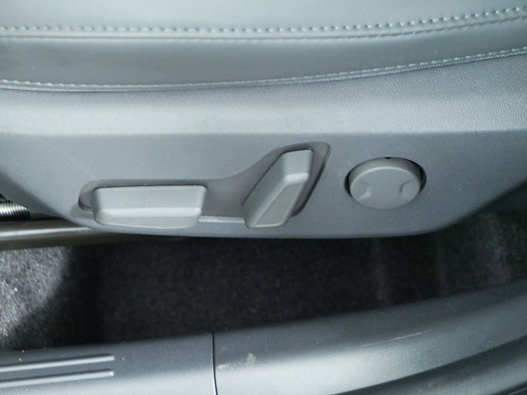 New 2026 Kia Niro SX image 23