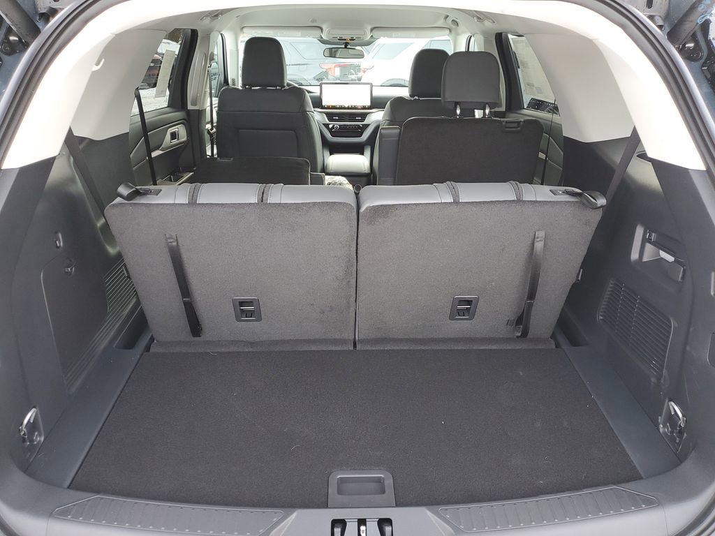 New 2026 Ford Explorer Active w/ Active Comfort Package image 33