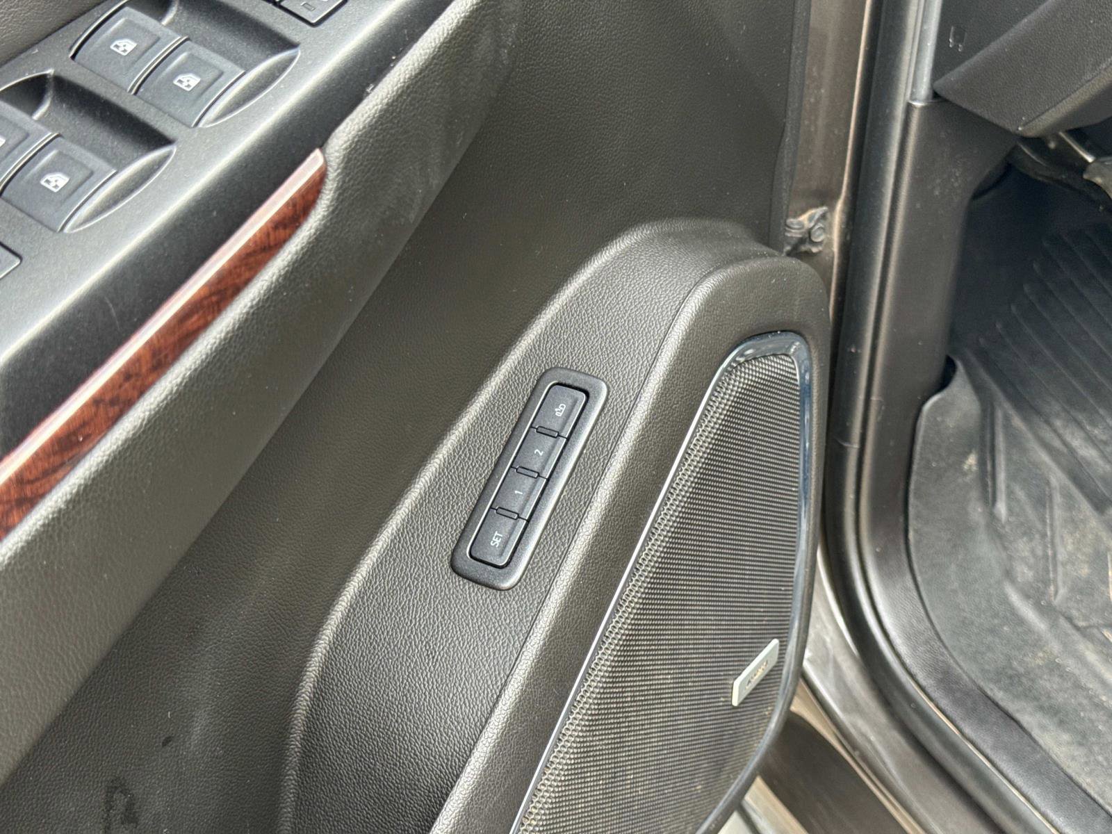 Used 2019 GMC Yukon SLT w/ Premium Edition image 19